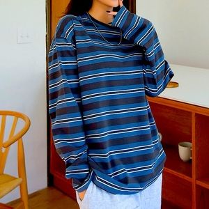 Blue striped oversized, long sleeve tee